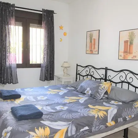 Lägenhet Fabulous 2 Bed On Ramblas Golf Villacosta