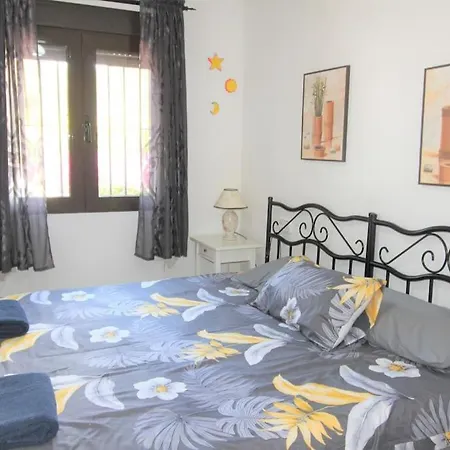 Fabulous 2 Bed On Ramblas Golf