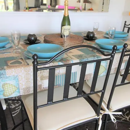 Fabulous 2 Bed On Ramblas Golf Apartment *